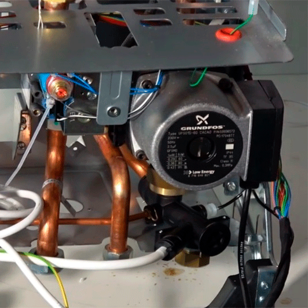 Настенный газовый котел Bosch ZSC24-3 MFA
